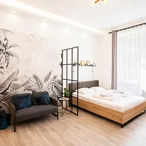 Gaia House Apartament