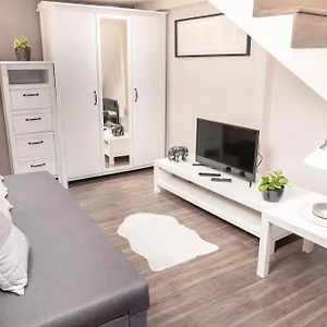 Bakats Square Premium With Ac Apartament